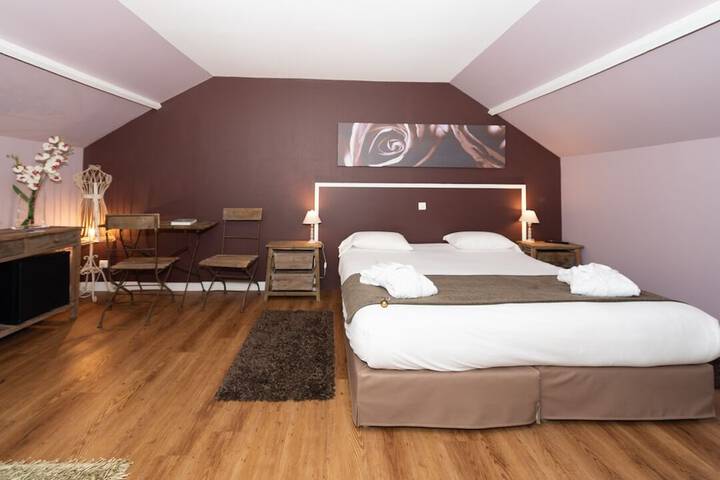 Room 22 of 62