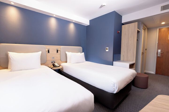 Room 21 of 61