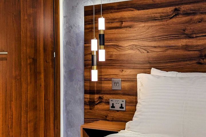 Room 15 of 24