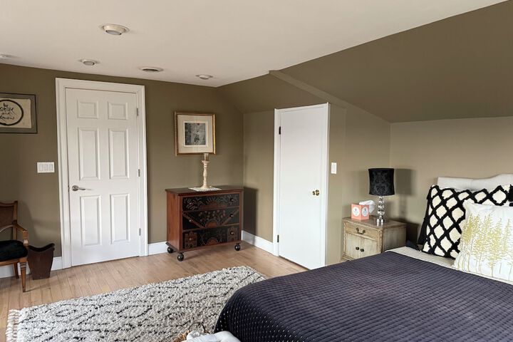 Room 10 of 54