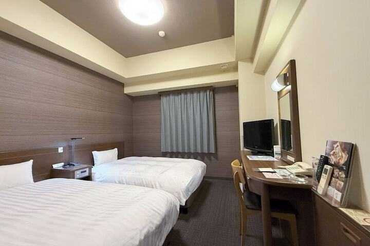 Room 9 of 53