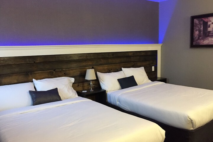 Room 10 of 73