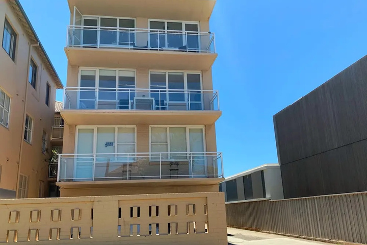Bondi 2 Bedroom - Bondi and Tamarama Views