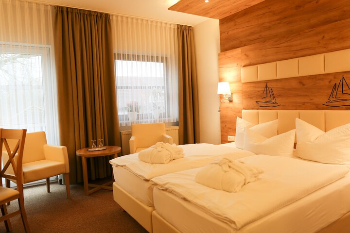 Room 11 of 31