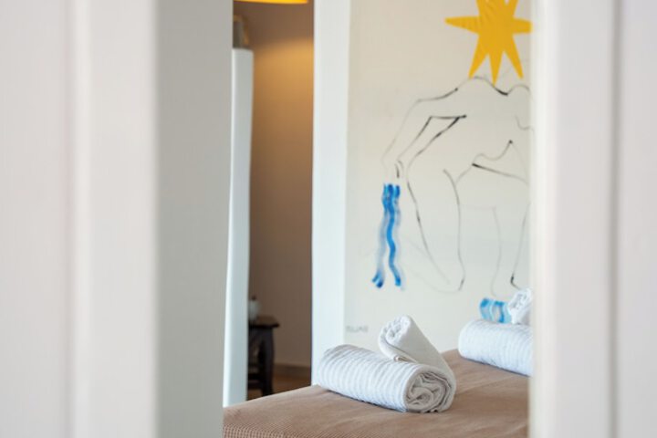Room 32 of 92