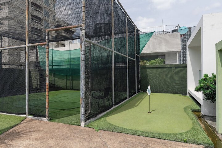 Mini-golf