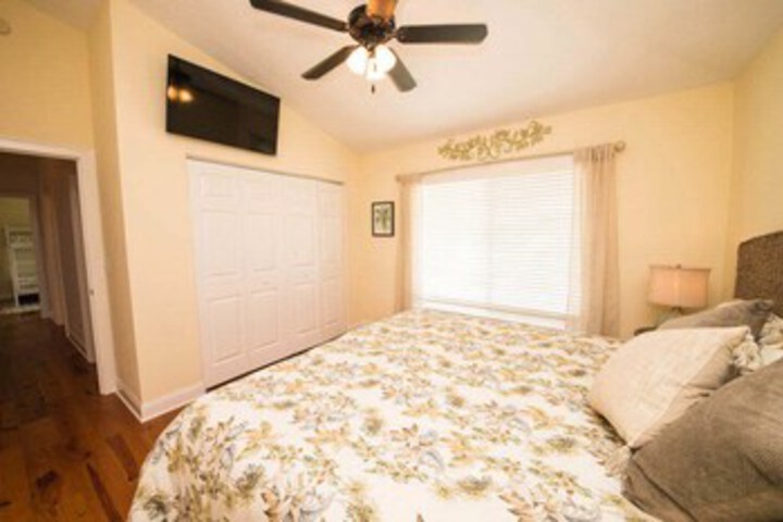 Room 21 of 25