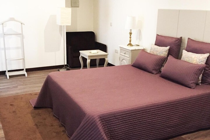 Room 10 of 57