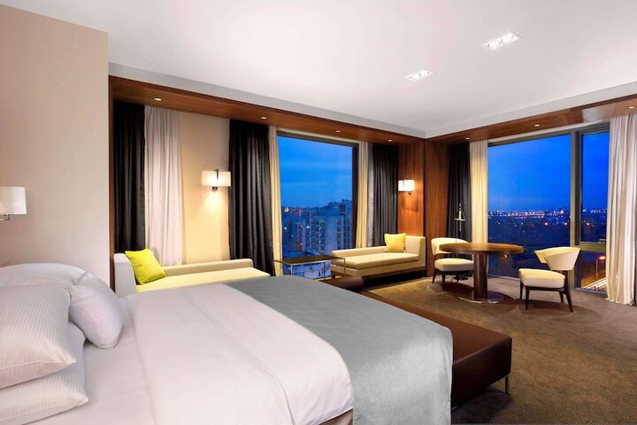 Room 19 of 59