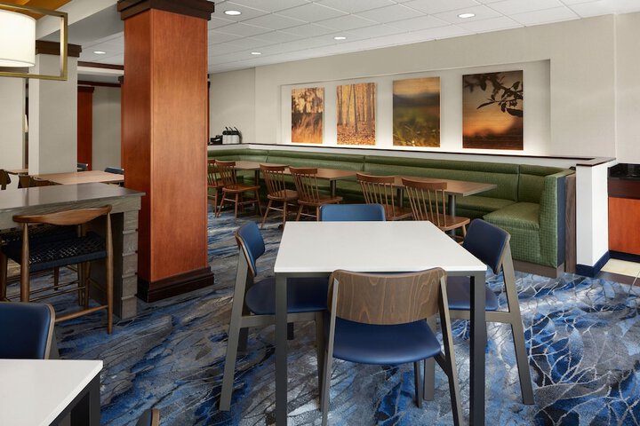 Breakfast/Coffee Service 22 of 22