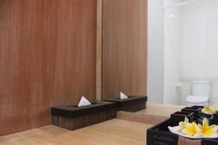 Room 2 of 15