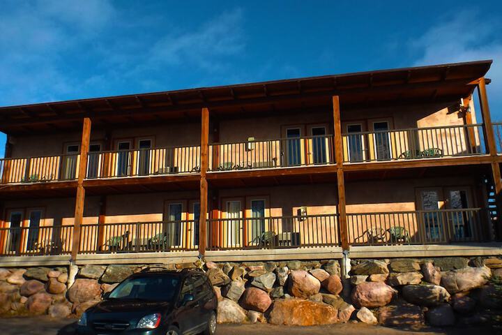 Hotel 18 of 23