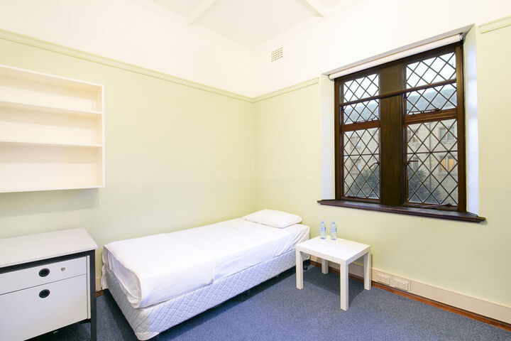Room 10 of 63