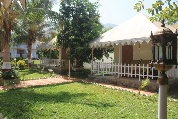 Hotel Exterior 69 of 105