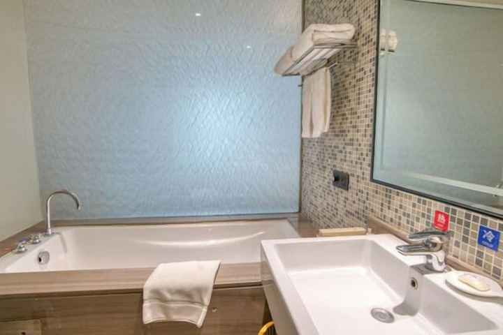Bath Photo
