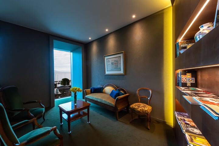 Hotel Interior 3 of 124
