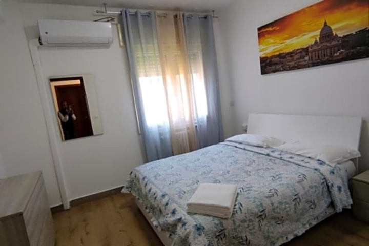 Room 2 of 14