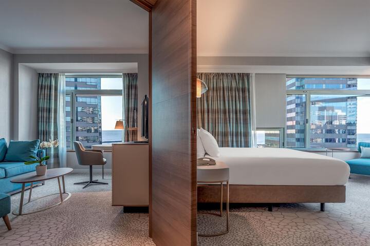 Room 15 of 201