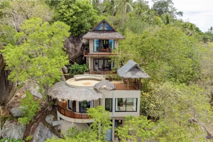 Image of Hill Top Retreat by Sea Dance Resort