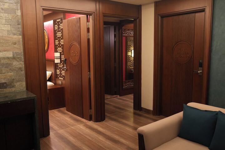 Hotel 38 of 47