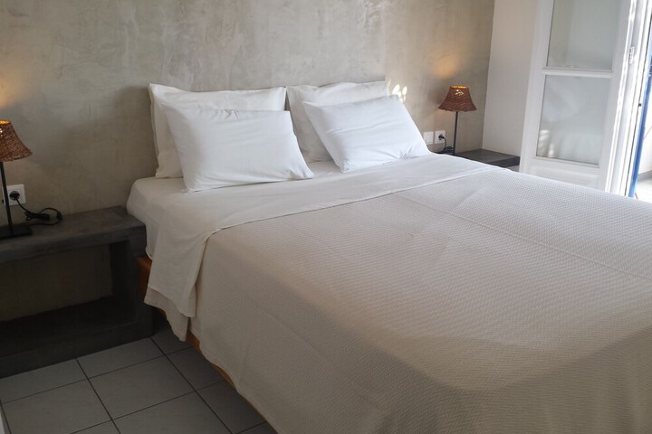 Room 7 of 26