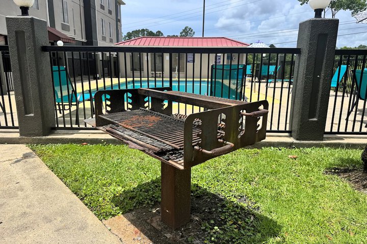 BBQ/picnic area