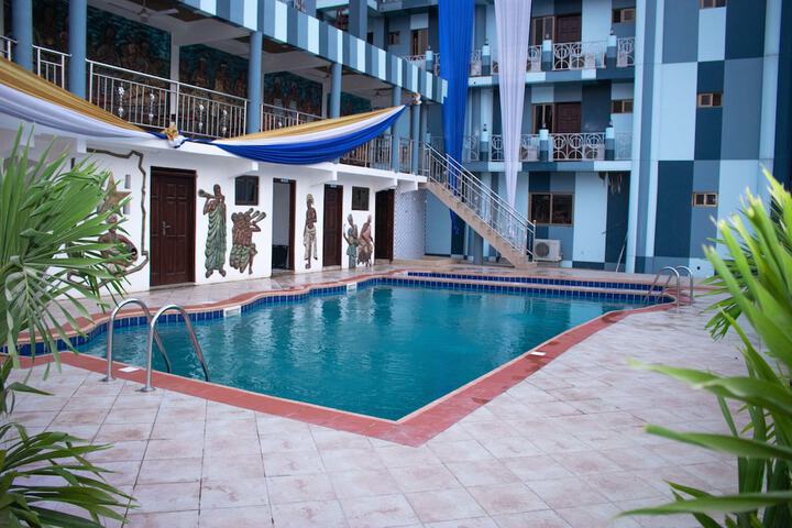 Hotel 48 of 60