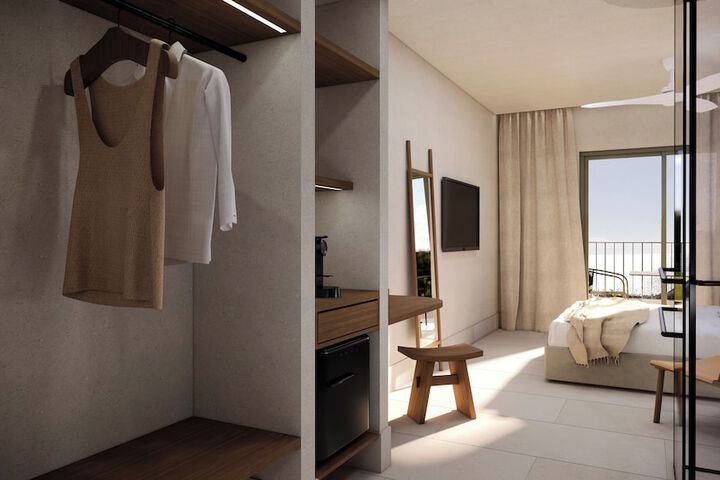 Room 5 of 19