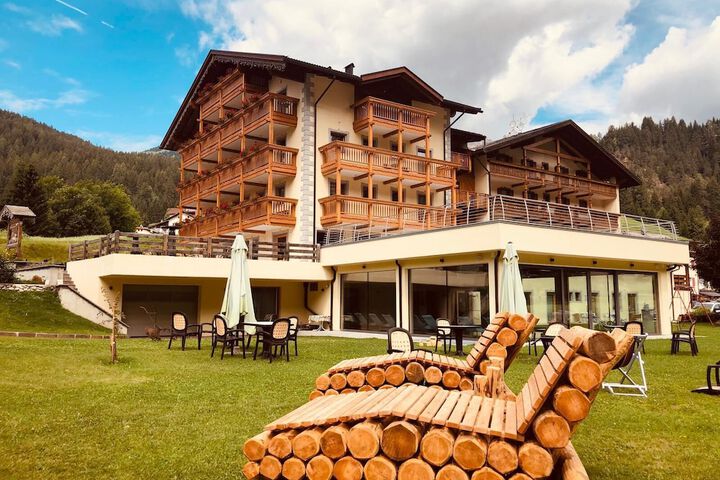 Hotel 47 of 52