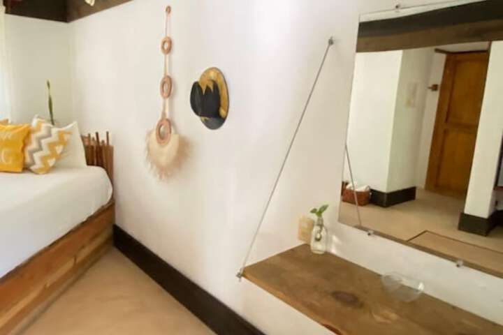 Room 5 of 35