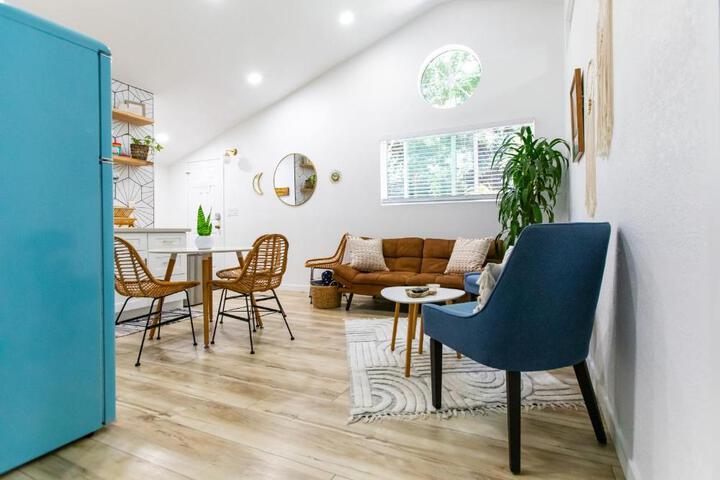 Stylish Casita min from the beach !