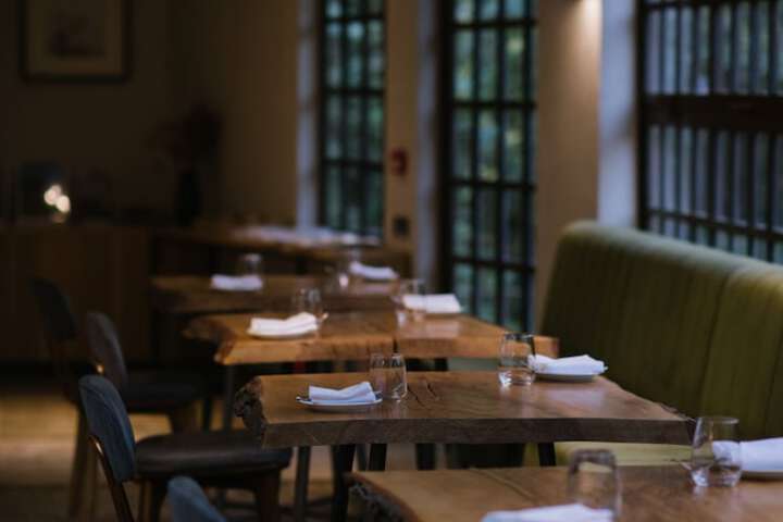 Dining 34 of 49