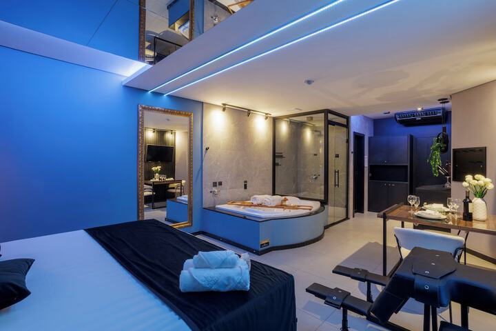 Room 11 of 27
