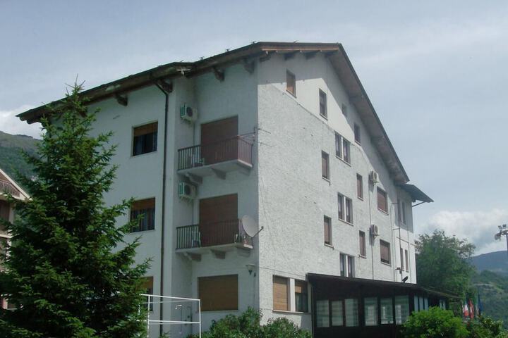 Hotel 13 of 16