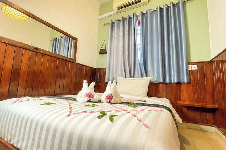 Room 8 of 79