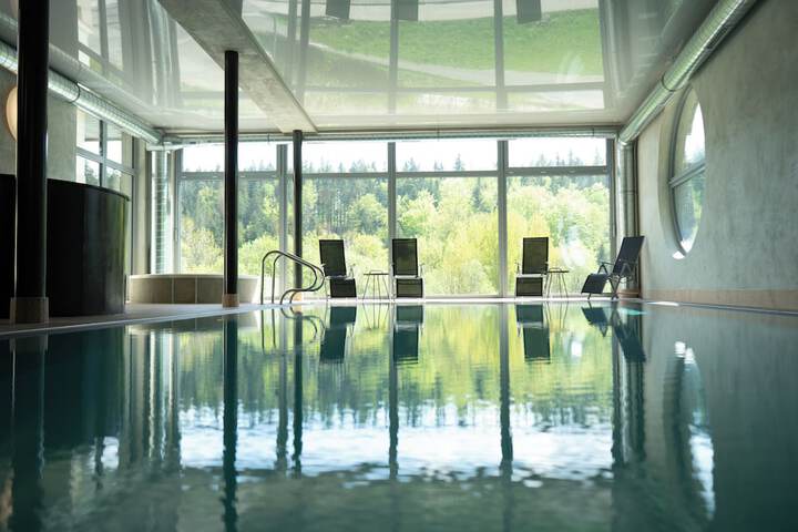Pool 28 of 34
