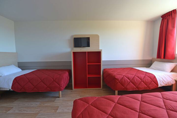 Room 16 of 73