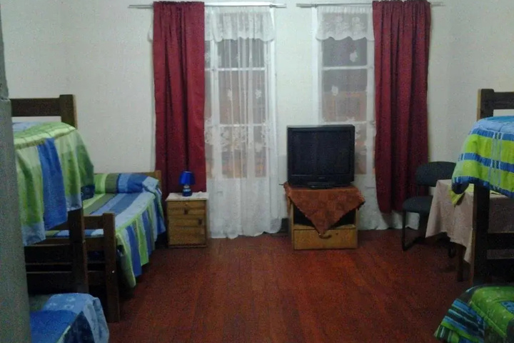 Room 2 of 9