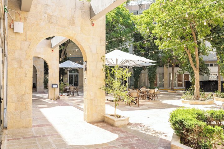 Terrace/Patio 9 of 19