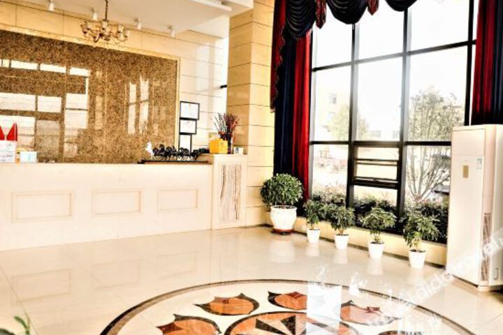 Hotel Interior 5 of 11