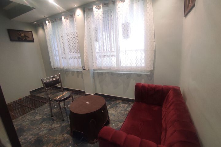 Room 3 of 7