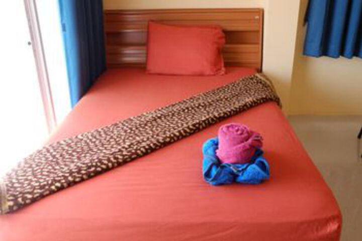Room 16 of 26