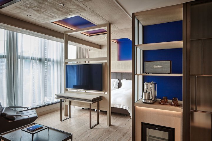 Room 8 of 89