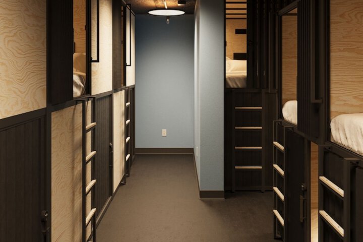 Room 7 of 21