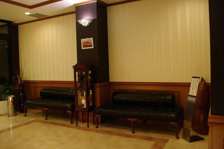 Guest Lobby