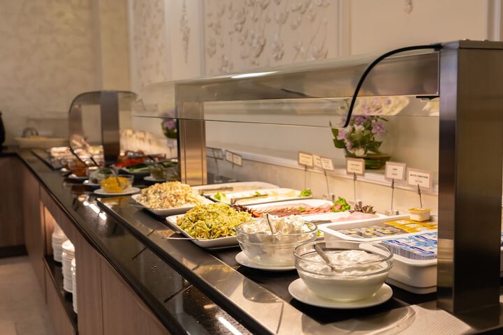 Dining 100 of 112