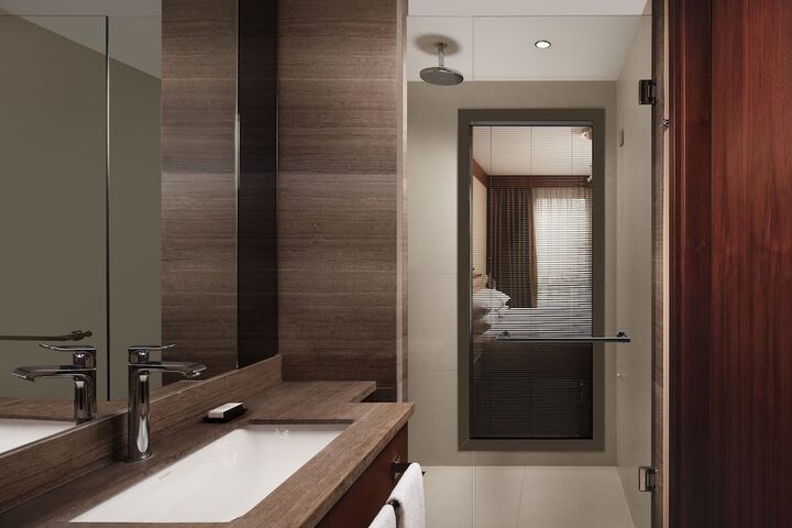Room 29 of 124
