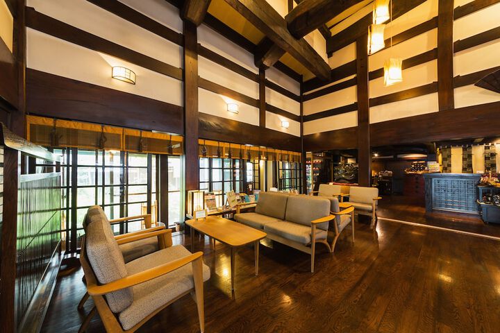 Lobby Entry