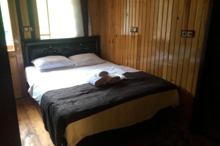 Room 20 of 65