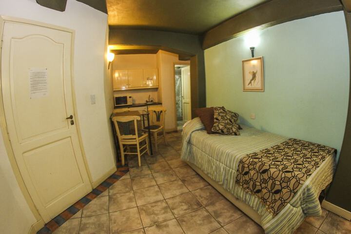 Room 5 of 60